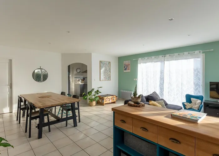 Maison Confortable A Avec Piscine Privee Et Animaux Acceptes - Fr-1-319-627